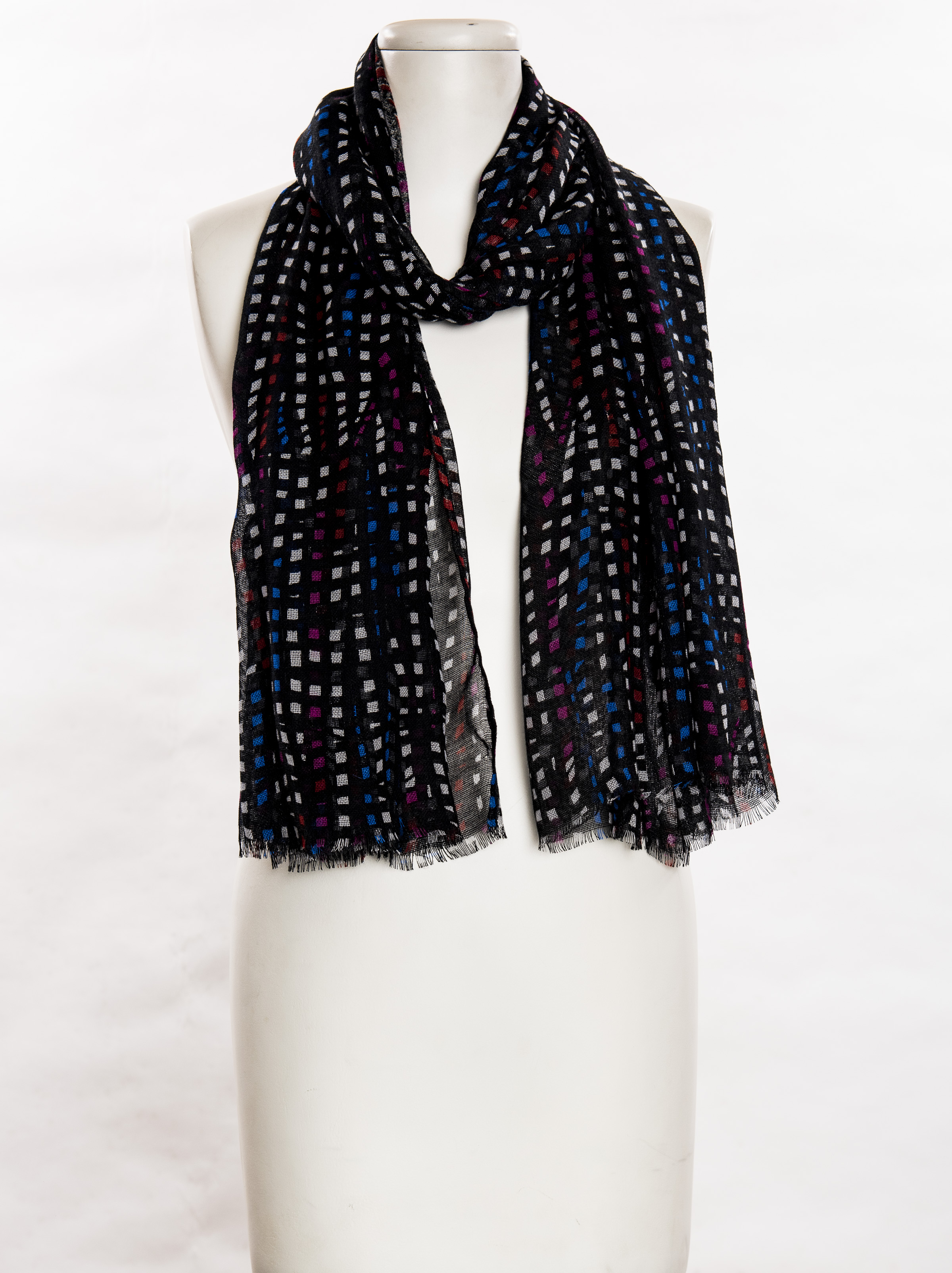 SE-623_01_Black1.JPG